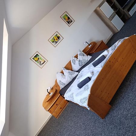 Apartman Cerna V Posumavi Adam A Eva Buitenkant foto